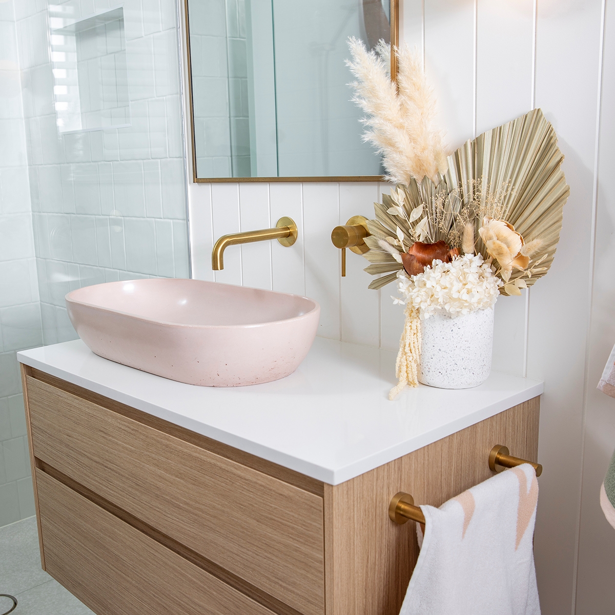 Bathroom hand towel rail shop